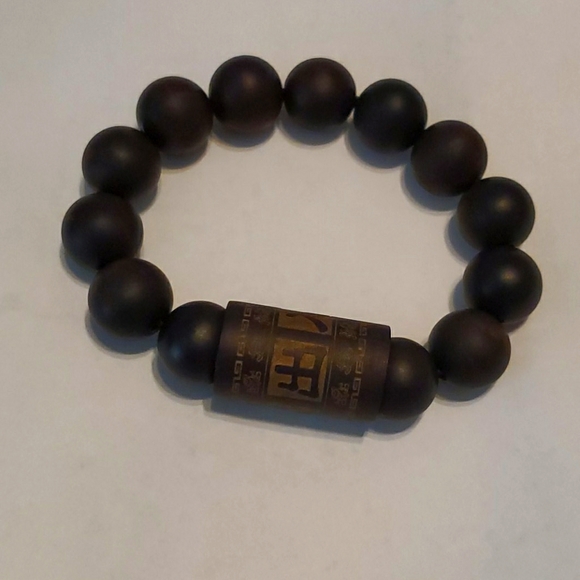 Authentic Tibetan Big Mantra Bracelet - Picture 1 of 2